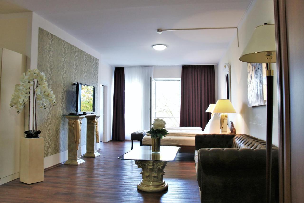 Aparthotel Scheuer Hürth Exteriör bild