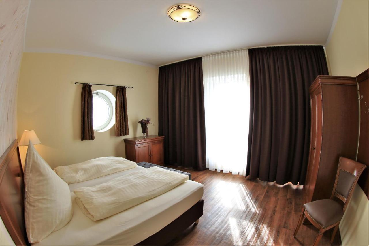 Aparthotel Scheuer Hürth Exteriör bild