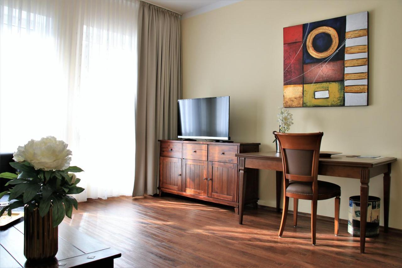 Aparthotel Scheuer Hürth Exteriör bild
