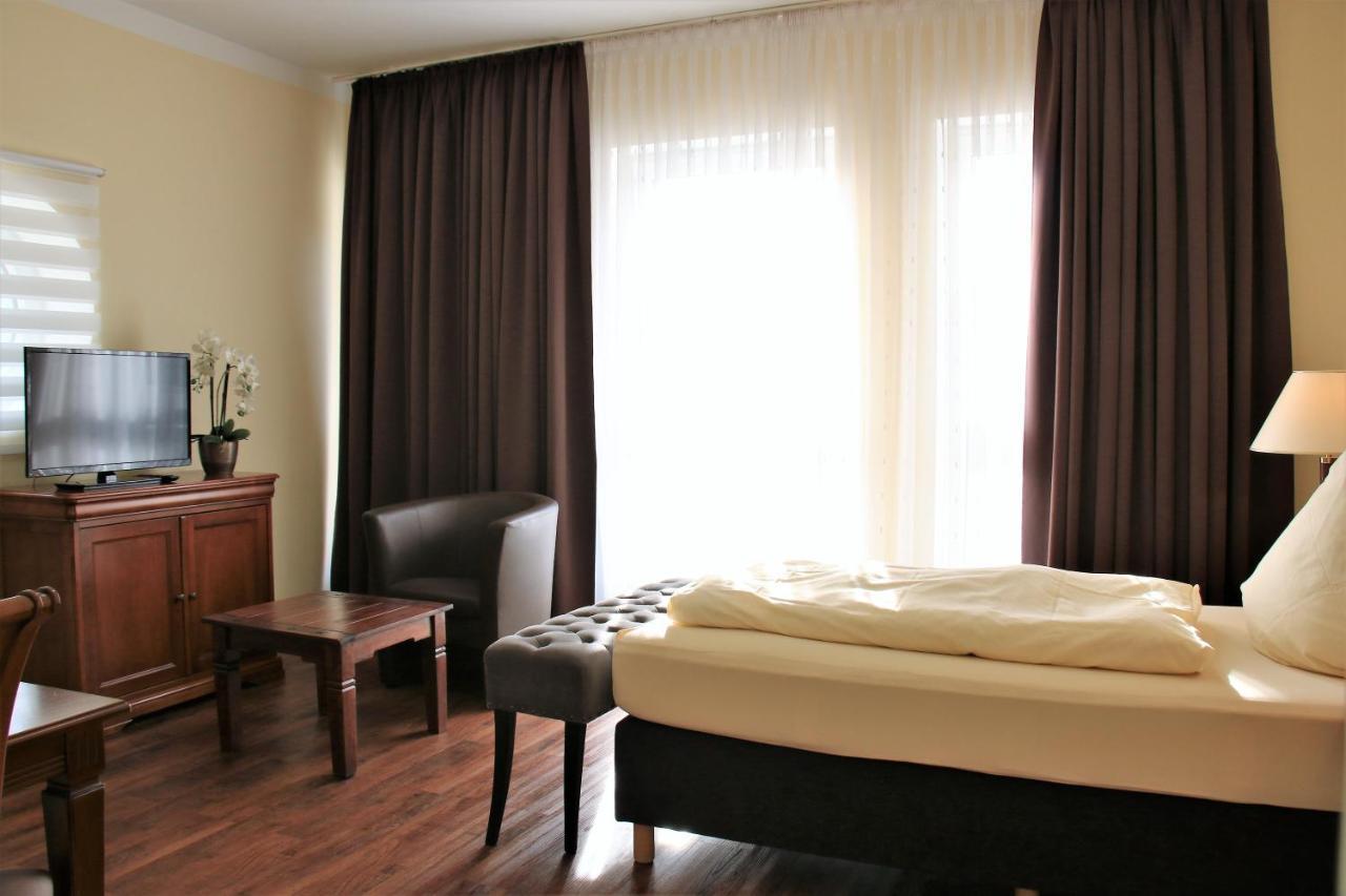Aparthotel Scheuer Hürth Exteriör bild
